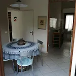 度假居 2 *
