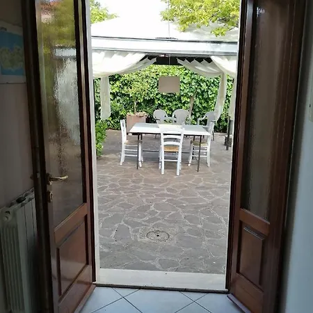 Ferienhaus 2 *