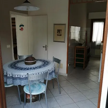 Ferienhaus 2 *